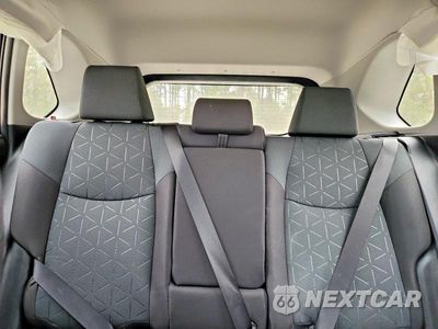 Zdjęcie 10 z 13 samochodu: 2025 TOYOTA RAV4 XLE VIN:2T3W1RFV6SW414980 - miniatura