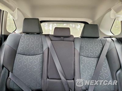 Zdjęcie 10 z 14 samochodu: 2025 TOYOTA RAV4 XLE VIN:2T3W1RFV6SW414980 - miniatura