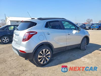 Trzecie zdjęcie samochodu z tyłu: 2022 BUICK ENCORE PREFERRED VIN:KL4CJESM7NB516823 - miniatura