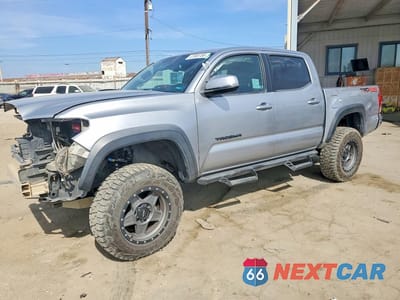 2017 TOYOTA TACOMA TRD OFF-ROAD 3TMCZ5AN0HM090740 - główne zdjęcie licytacji z USA - miniatura