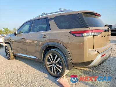 Drugie zdjęcie samochodu z przodu: 2023 NISSAN PATHFINDER PLATINUM VIN:5N1DR3DG4PC237899 - miniatura