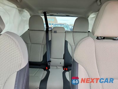 Zdjęcie 10 z 13 samochodu: 2023 SUBARU FORESTER PREMIUM VIN:JF2SKAEC2PH446207 - miniatura