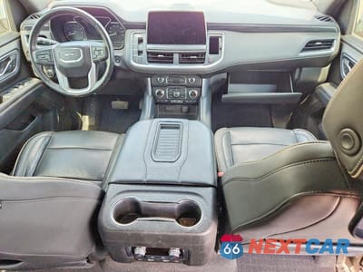 Zdjęcie 8 z 13 samochodu: 2021 GMC YUKON SLT VIN:1GKS2BKD3MR117379 - miniatura