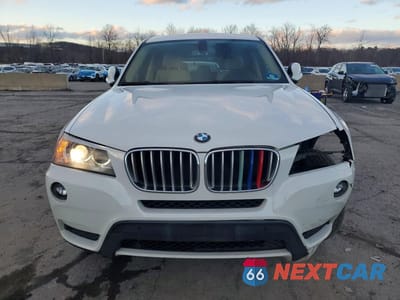 Piąte zdjęcie samochodu w środku: 2012 BMW X3 XDRIVE28I VIN:5UXWX5C55CL717716 - miniatura