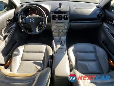 Zdjęcie 8 z 11 samochodu: 2004 MAZDA 6 S VIN:1YVHP80D545N58770 - miniatura