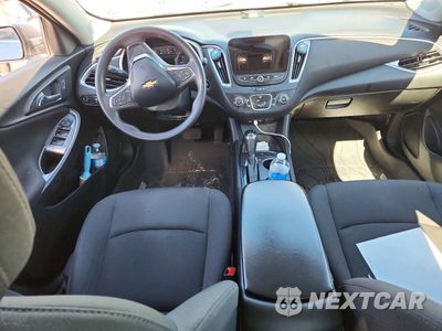 Zdjęcie 8 z 13 samochodu: 2020 CHEVROLET MALIBU LS VIN:1G1ZB5ST0LF121045 - miniatura