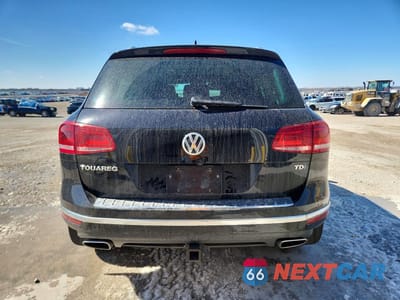 Zdjęcie 6 z 13 samochodu: 2016 VOLKSWAGEN TOUAREG TDI VIN:WVGEP9BPXGD003633 - miniatura