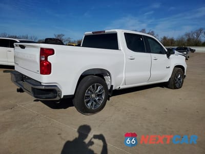 Trzecie zdjęcie samochodu z tyłu: 2026 CHEVROLET SILVERADO C1500 LT VIN:2GCPACED7T1102395 - miniatura