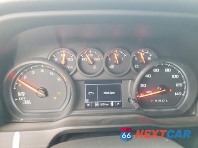 Zdjęcie 9 z 12 samochodu: 2026 CHEVROLET SILVERADO K1500 VIN:3GCNKAEK0TG118856 - miniatura