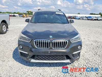 Piąte zdjęcie samochodu w środku: 2016 BMW X1 XDRIVE28I VIN:WBXHT3C3XG5E48590 - miniatura