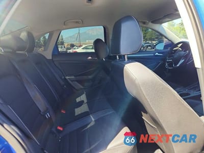 Zdjęcie 10 z 11 samochodu: 2022 VOLKSWAGEN JETTA SE VIN:3VWEM7BUXNM009101 - miniatura