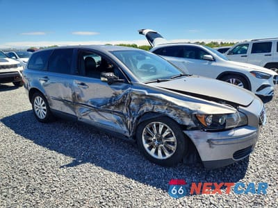 Czwarte zdjęcie samochodu z boku: 2005 VOLVO V50 2.4I VIN:YV1MW382752057308 - miniatura