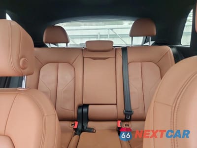 Zdjęcie 10 z 12 samochodu: 2020 AUDI Q3 PREMIUM PLUS VIN:WA1BECF34L1041009 - miniatura