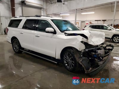 Czwarte zdjęcie samochodu z boku: 2021 FORD EXPEDITION MAX LIMITED VIN:1FMJK2AT9MEA33957 - miniatura