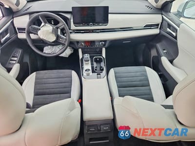 Zdjęcie 8 z 13 samochodu: 2025 MITSUBISHI OUTLANDER SE VIN:JA4J3VA81SZ053621 - miniatura