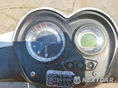 Zdjęcie 7 z 9 samochodu: 2022 GENUINE SCOOTER CO. HOOLIGAN 170I VIN:RFVBFBF98N1002577 - miniatura