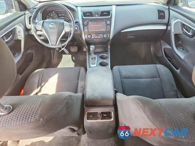 Zdjęcie 8 z 12 samochodu: 2015 NISS ALTIMA SV VIN:1N4AL3AP0FC236086 - miniatura