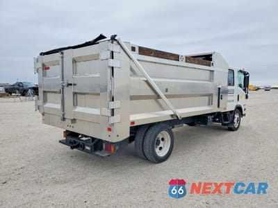 Czwarte zdjęcie samochodu z boku: 2024 ISUZU NPR VIN:54DC4J1D5RS220546 - miniatura