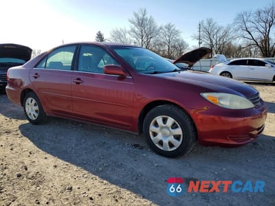 Czwarte zdjęcie samochodu z boku: 2004 TOYOTA CAMRY LE VIN:4T1BE32K34U310373 - miniatura