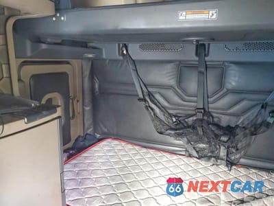 Zdjęcie 6 z 10 samochodu: 2018 FREIGHTLINER CASCADIA 125 SEMI TRUCK VIN:1FUJGLDR1JLHF2680 - miniatura