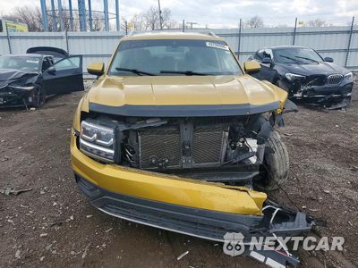 Piąte zdjęcie samochodu w środku: 2018 VOLKSWAGEN ATLAS SE VIN:1V2LR2CA5JC528666 - miniatura