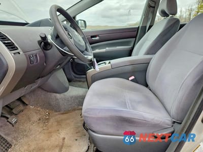 Zdjęcie 7 z 12 samochodu: 2005 TOYOTA PRIUS BASE VIN:JTDKB20U653079018 - miniatura