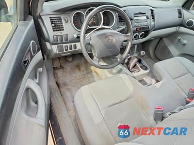 Zdjęcie 8 z 11 samochodu: 2011 TOYOTA TACOMA BASE VIN:5TFNX4CNXBX003434 - miniatura