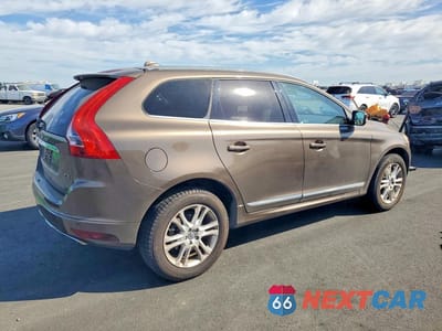 Trzecie zdjęcie samochodu z tyłu: 2015 VOLVO XC60 T5 PREMIER VIN:YV440MDK3F2697954 - miniatura
