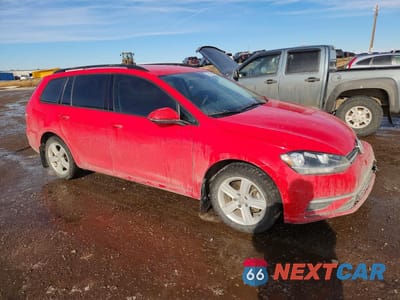 Czwarte zdjęcie samochodu z boku: 2019 VOLKSWAGEN GOLF SPORTWAGEN S VIN:3VW117AU1KM507448 - miniatura