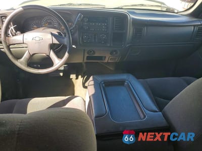 Zdjęcie 8 z 13 samochodu: 2006 CHEVROLET SILVERADO K1500 VIN:1GCEK19T56Z247098 - miniatura