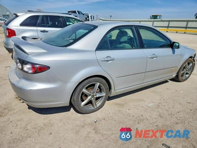 Trzecie zdjęcie samochodu z tyłu: 2008 MAZDA 6 I VIN:1YVHP80C985M16547 - miniatura