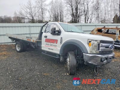 2017 FORD F550 SUPER DUTY ROLLBACK TRUCK 1FDUF5GY5HEE51685 - główne zdjęcie licytacji z USA - miniatura