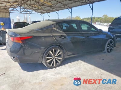 Trzecie zdjęcie samochodu z tyłu: 2019 NISSAN ALTIMA 2.5 SR VIN:1N4BL4CV9KC222459 - miniatura
