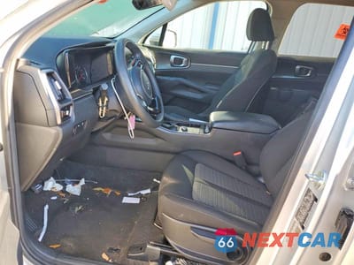 Zdjęcie 7 z 12 samochodu: 2022 KIA SORENTO LX VIN:5XYRG4LC0NG131219 - miniatura