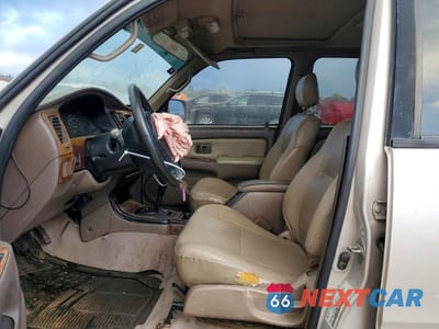 Zdjęcie 7 z 11 samochodu: 1996 TOYOTA 4RUNNER SR5 VIN:JT3GN86RXT0014775 - miniatura