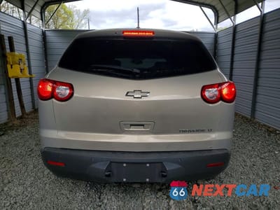 Zdjęcie 6 z 13 samochodu: 2011 CHEVROLET TRAVERSE LT VIN:1GNKRGED1BJ227625 - miniatura