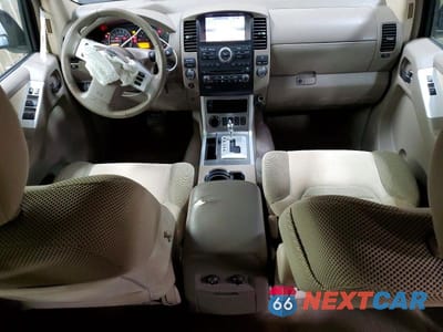 Zdjęcie 8 z 13 samochodu: 2010 NISSAN PATHFINDER S VIN:5N1AR1NB0AC622295 - miniatura