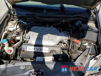 Zdjęcie 11 z 12 samochodu: 2003 HONDA ACCORD EX VIN:1HGCM66523A008284 - miniatura
