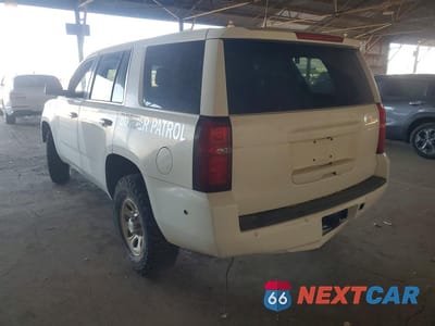 Drugie zdjęcie samochodu z przodu: 2019 CHEVROLET TAHOE SPECIAL SERVICE 4WD VIN:1GNSKFEC7KR128752 - miniatura