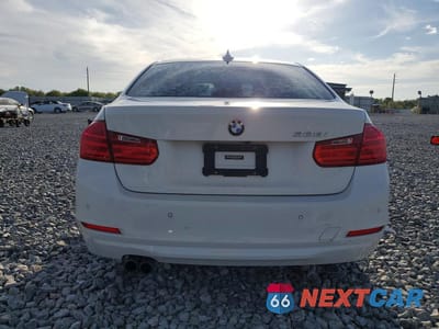 Zdjęcie 6 z 12 samochodu: 2015 BMW 328 I VIN:WBA3A5C52FF609267 - miniatura