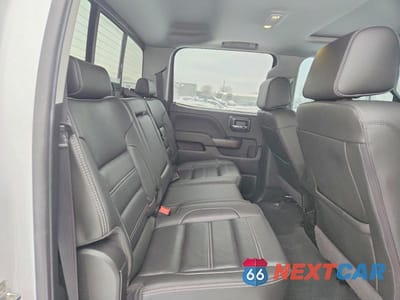 Zdjęcie 10 z 12 samochodu: 2019 GMC SIERRA K2500 DENALI VIN:1GT12SEY6KF144192 - miniatura