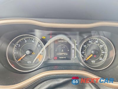 Zdjęcie 9 z 14 samochodu: 2015 JEEP CHEROKEE LATITUDE VIN:1C4PJLCB3FW517938 - miniatura