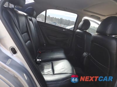 Zdjęcie 10 z 13 samochodu: 2006 HONDA ACCORD LX VIN:1HGCM66316A012233 - miniatura