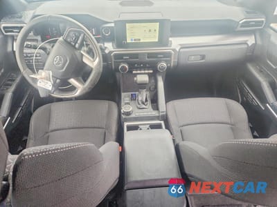 Zdjęcie 8 z 13 samochodu: 2025 TOYOTA 4RUNNER SR5 VIN:JTEVA5BR3S5006971 - miniatura