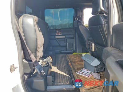 Zdjęcie 10 z 12 samochodu: 2017 FORD F350 SUPER DUTY VIN:1FT8W3DT6HEE24868 - miniatura
