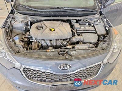 Zdjęcie 11 z 12 samochodu: 2016 KIA FORTE EX VIN:KNAFX4A8XG5549457 - miniatura