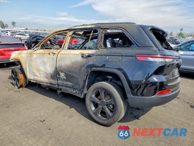 Drugie zdjęcie samochodu z przodu: 2025 JEEP GRAND CHEROKEE LIMITED VIN:1C4RJHBG4SC290712 - miniatura