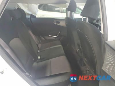 Zdjęcie 10 z 12 samochodu: 2023 KIA SOUL LX VIN:KNDJ23AU8P7859145 - miniatura