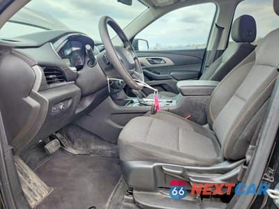 Zdjęcie 7 z 12 samochodu: 2020 CHEVROLET TRAVERSE LS VIN:1GNEVFKW0LJ264420 - miniatura