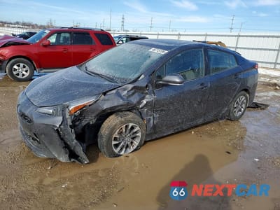 2020 TOYOTA PRIUS LIMITED JTDKARFU8L3106042 - główne zdjęcie licytacji z USA - miniatura
